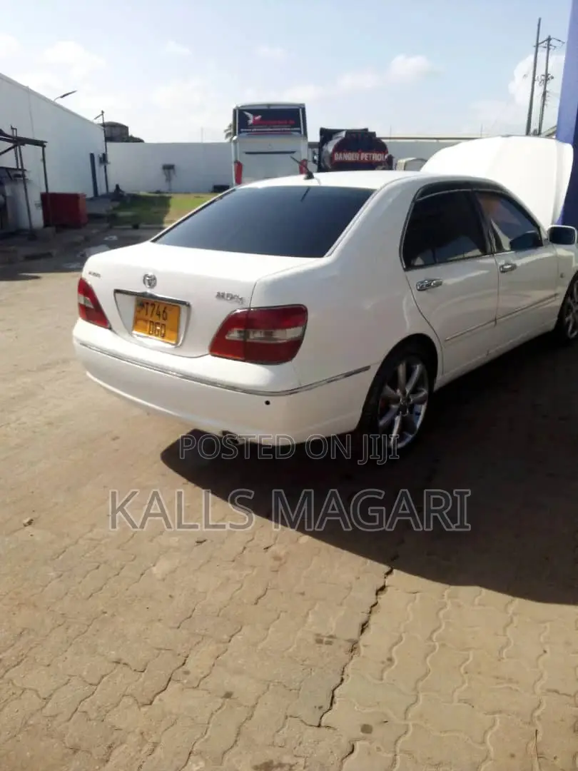 Toyota Brevis 2002 Pearl