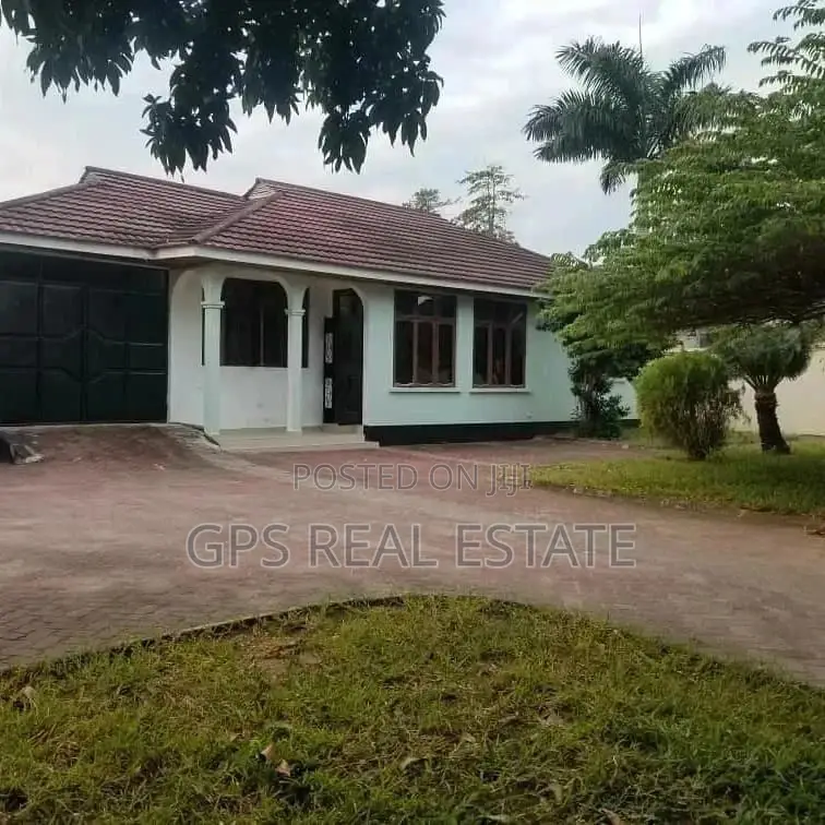 4bdrm House in Evans Mansah, Kinondoni for Sale