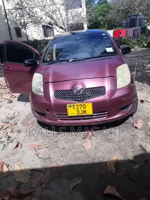 Toyota Vitz 2005 Brown