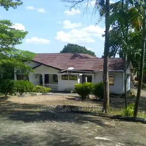 5bdrm House in , Mbezi for Sale