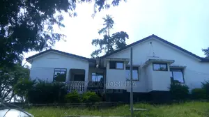 5bdrm House in , Mbezi for Sale