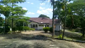 5bdrm House in , Mbezi for Sale