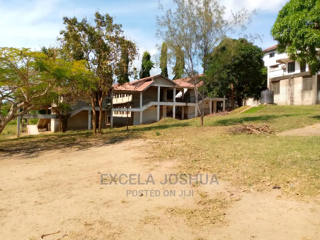 Shule Inauzwa Kibamba