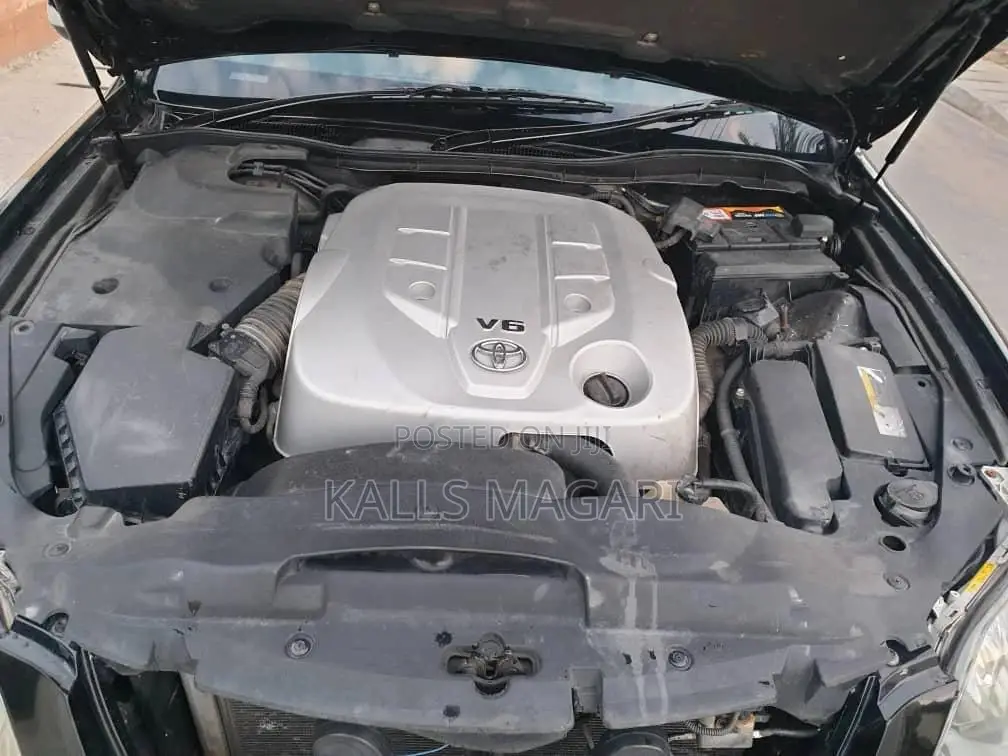 Toyota Crown 2005 Royale Black