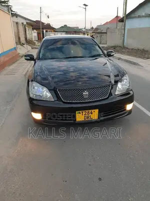 Toyota Crown 2005 Royale Black