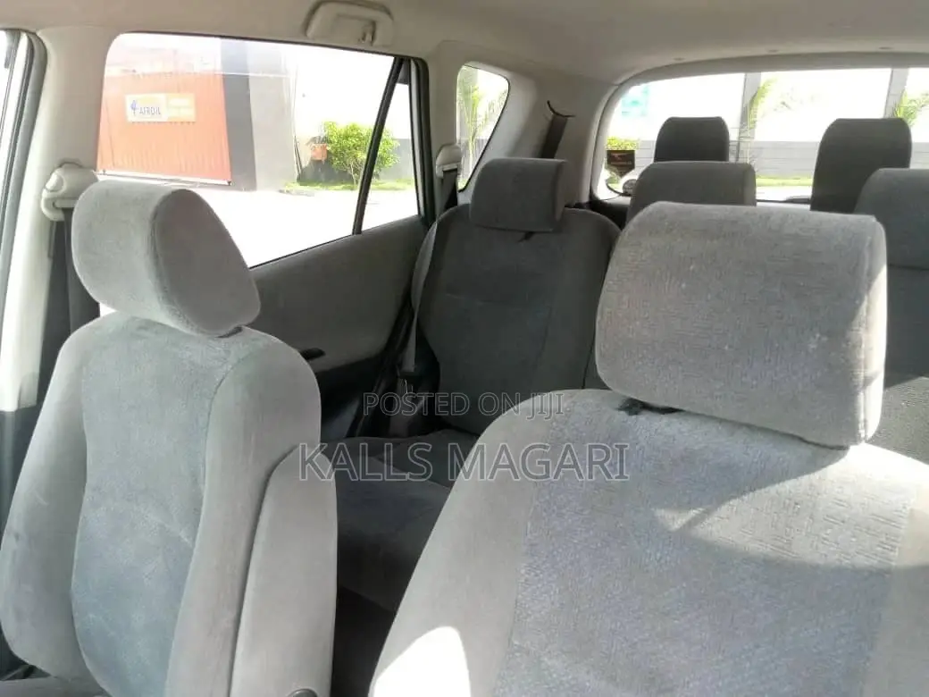 Toyota Corolla Spacio 2005 Silver