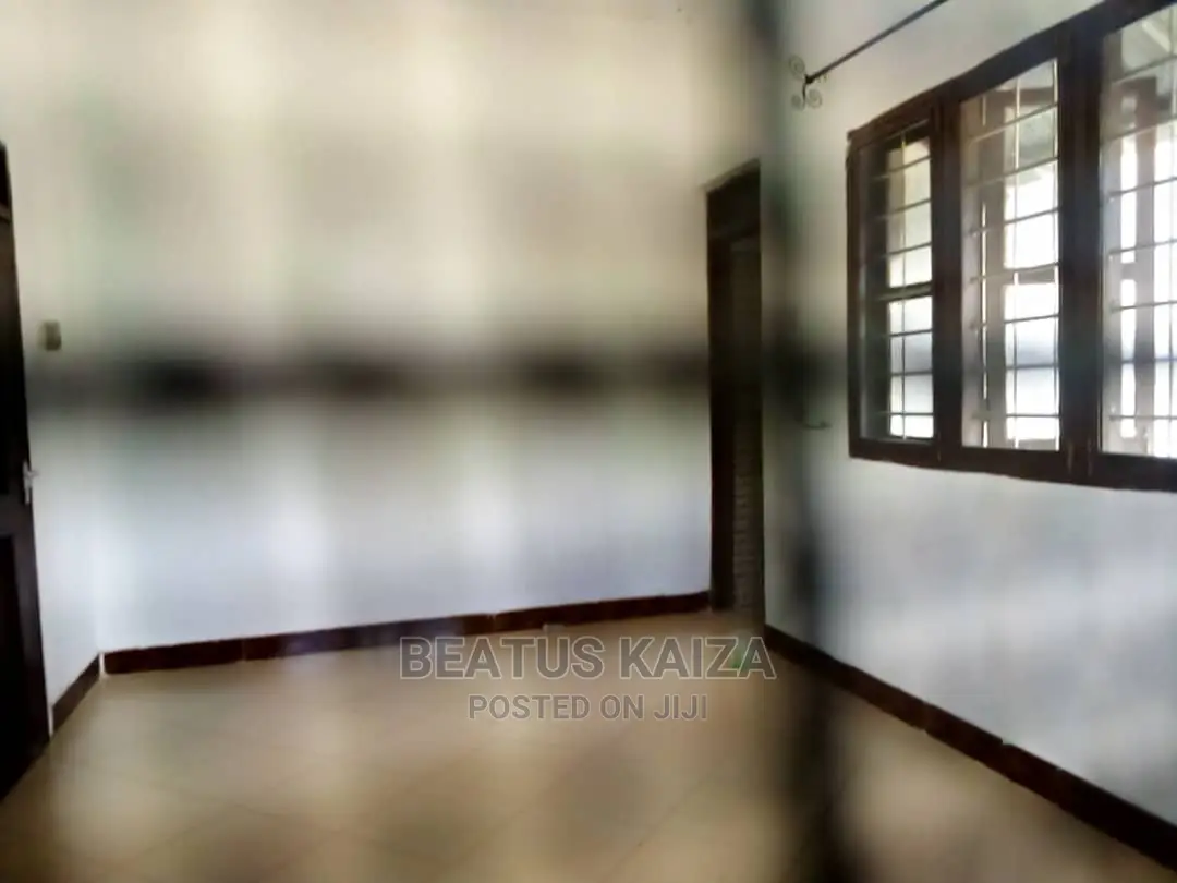 2bdrm House in Located Mikocheni for rent