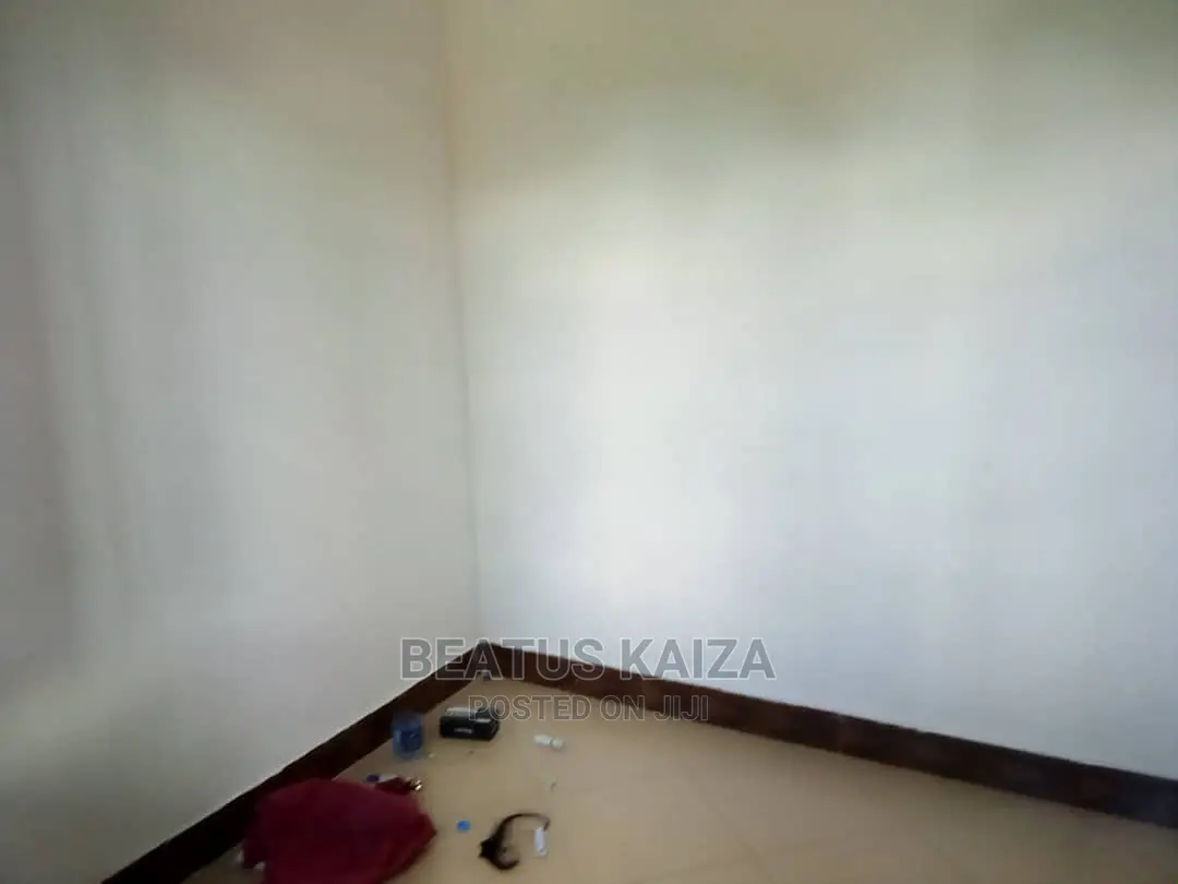 2bdrm House in Located Mikocheni for rent