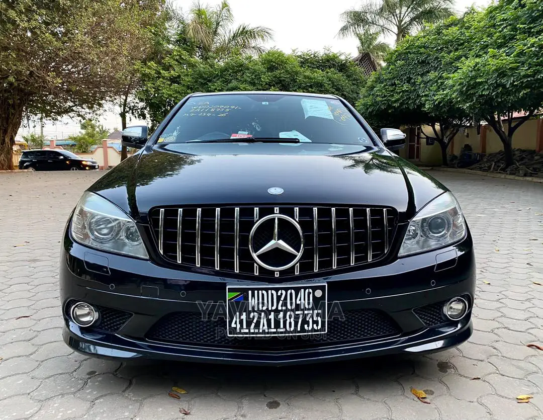 Mercedes-Benz C200 2008 Black