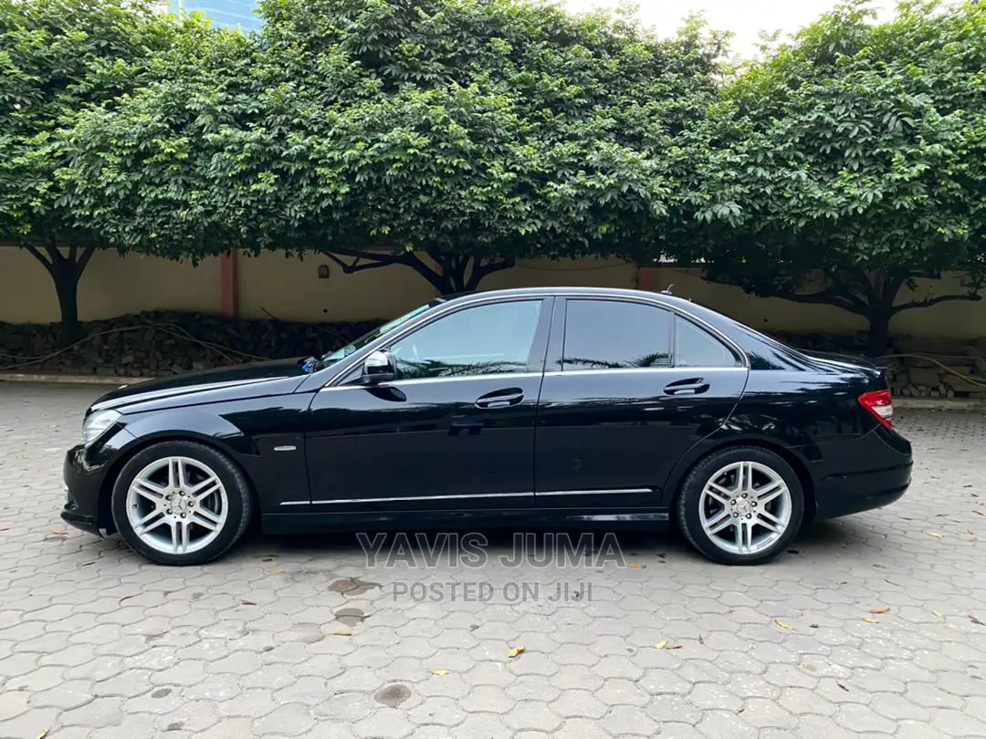Mercedes-Benz C200 2008 Black