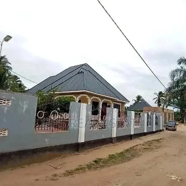 3bdrm House in Evans Mansah, Ilala for Sale