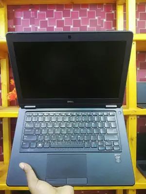 Laptop Dell Latitude 12 7250 8GB Intel Core I5 SSD 500GB