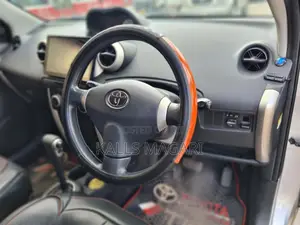 Toyota IST 2006 Silver