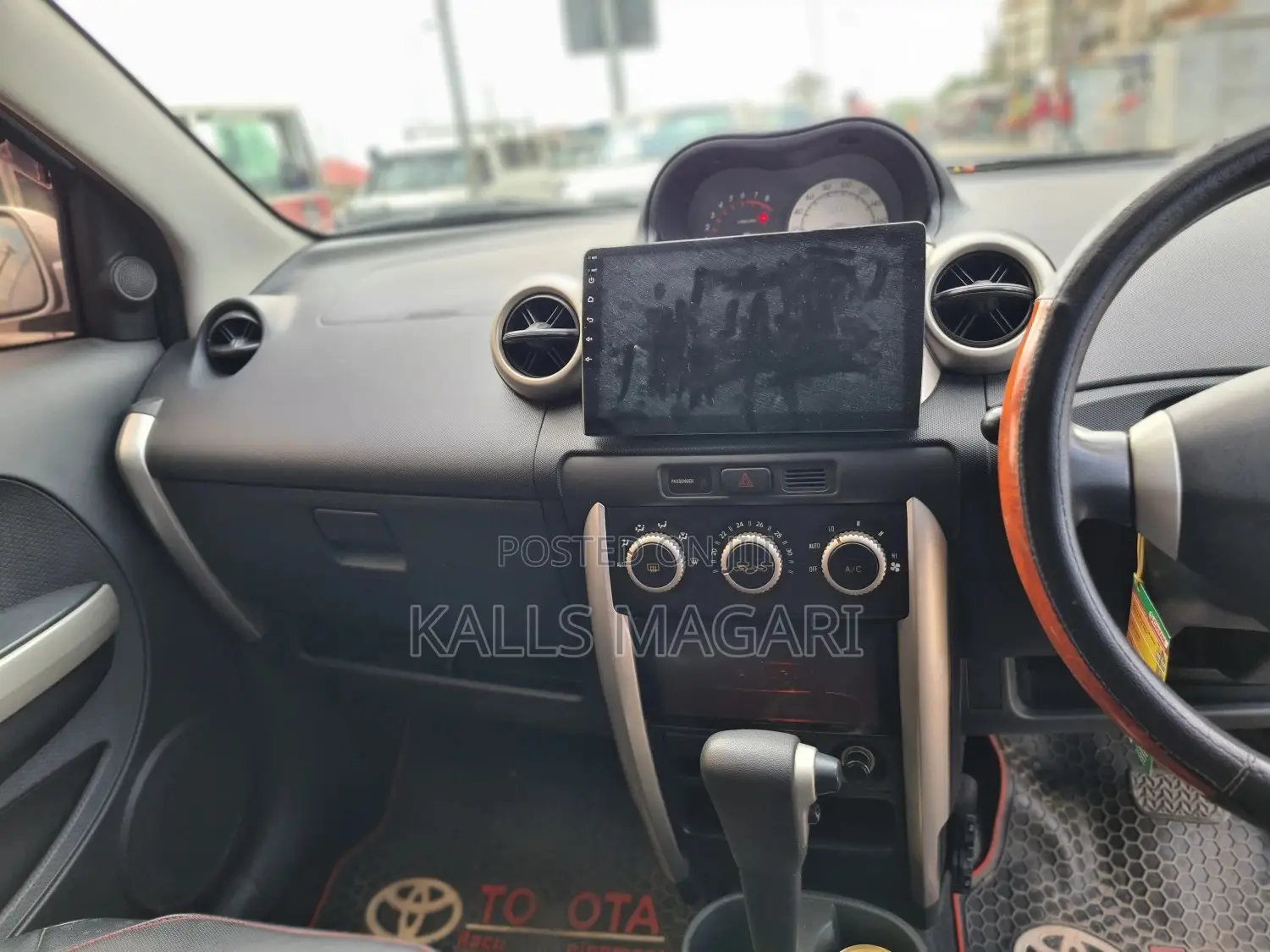 Toyota IST 2006 Silver