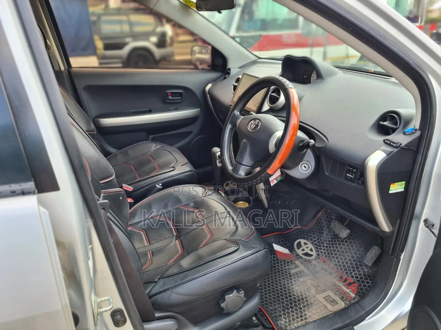 Toyota IST 2006 Silver