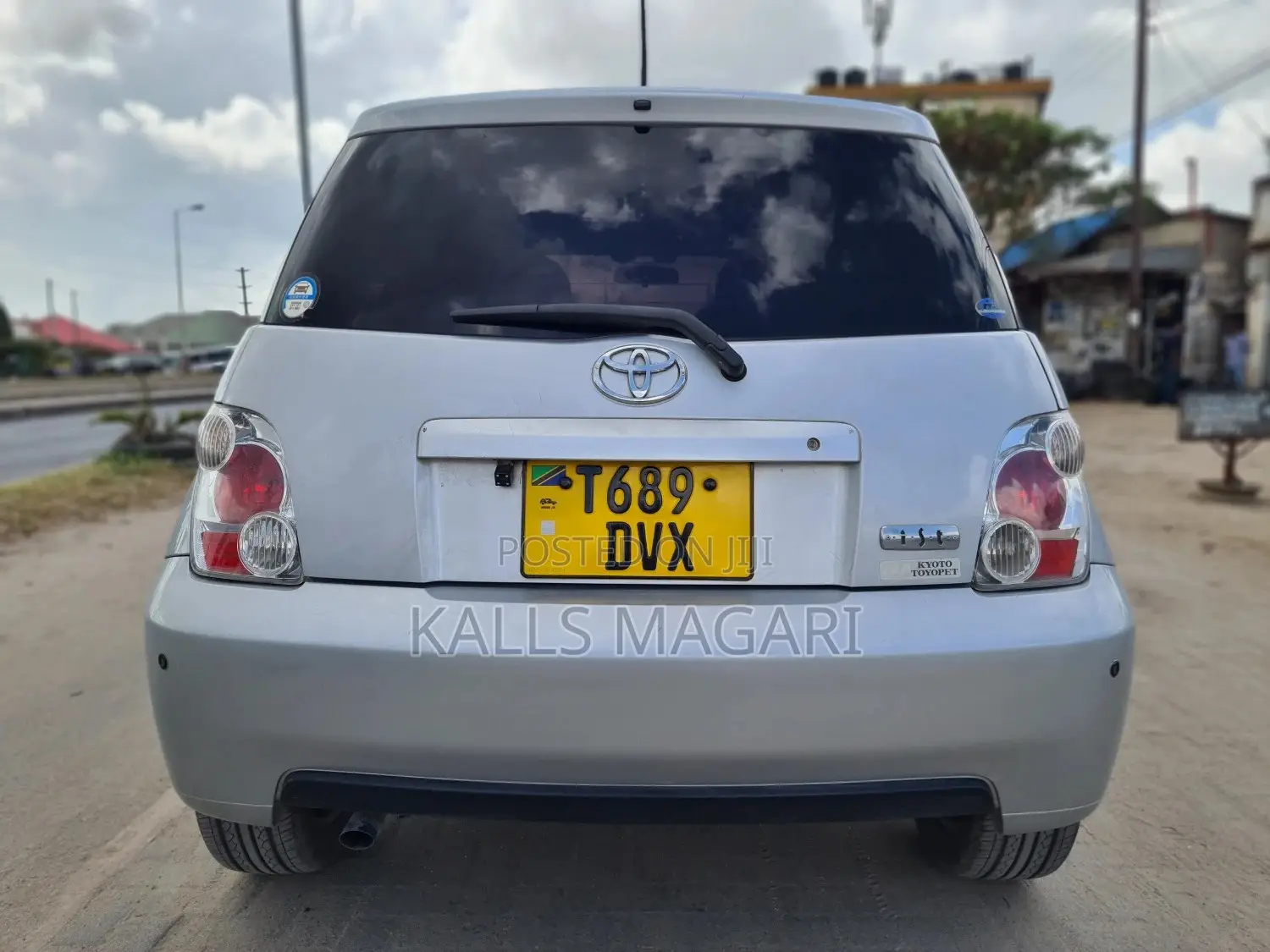 Toyota IST 2006 Silver