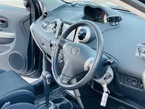Toyota IST 2005 Black