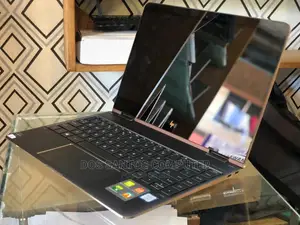 New Laptop HP Spectre X360 13 8GB Intel Core I5 SSD 256GB