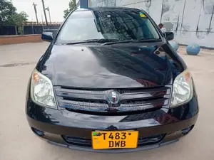 Toyota IST 2005 Black