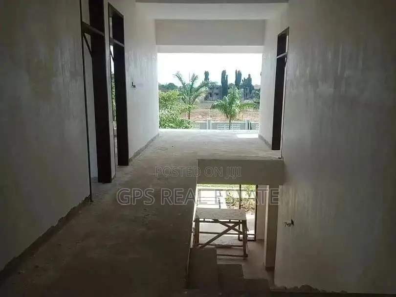 4bdrm House in Evans Mansah, Kinondoni for Sale