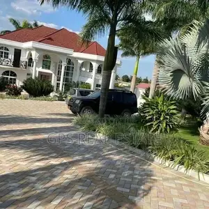 5bdrm House in Evans Mansah, Kinondoni for Sale
