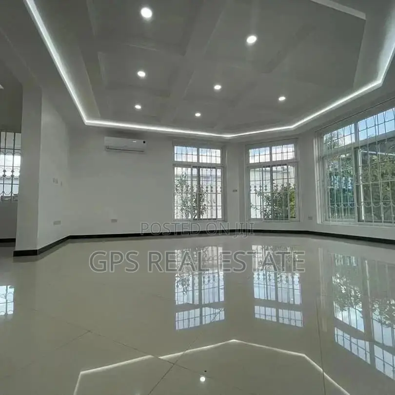 5bdrm House in Evans Mansah, Kinondoni for Sale
