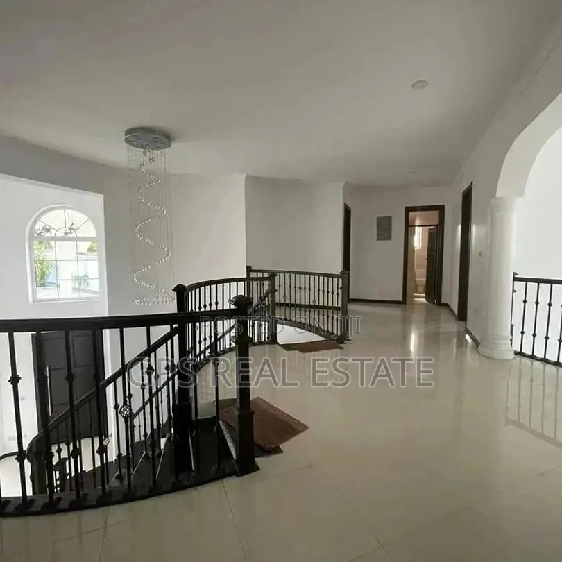 5bdrm House in Evans Mansah, Kinondoni for Sale