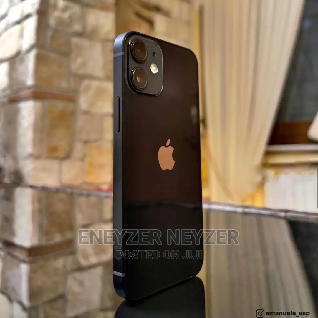 New Apple iPhone 12 128 GB Black