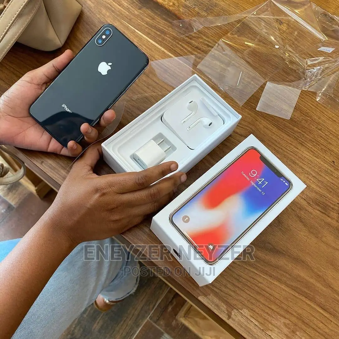 New Apple iPhone X 256 GB Black