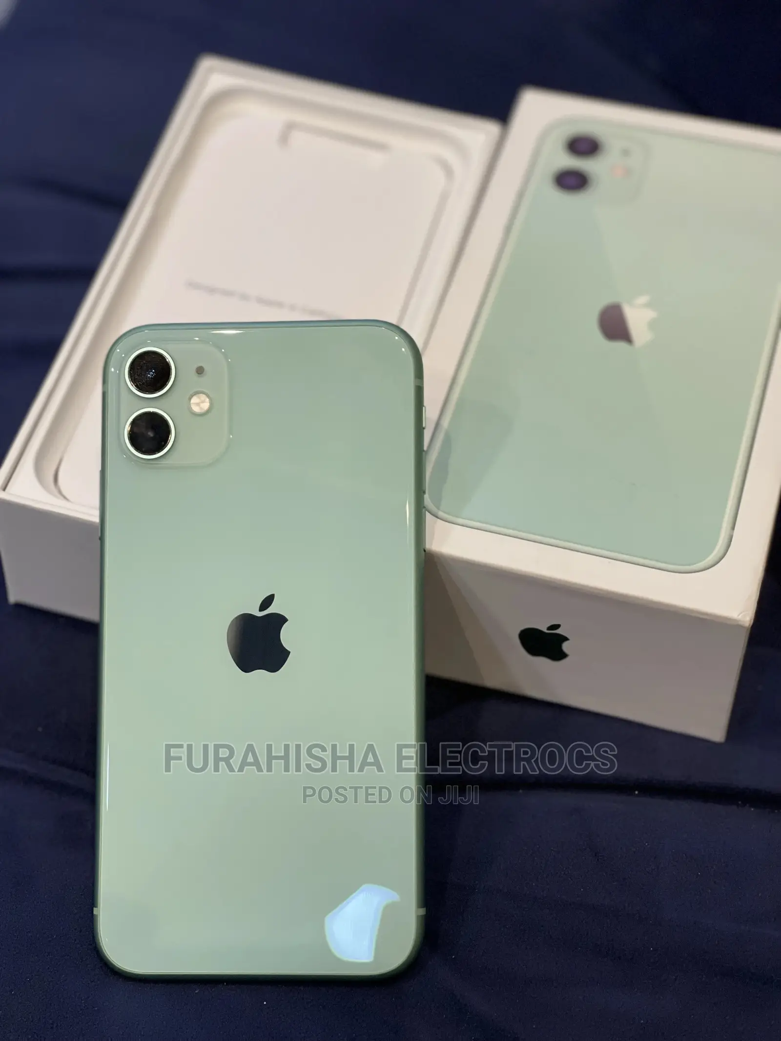 New Apple iPhone 11 128 GB Green