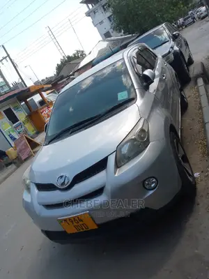 Toyota IST 2005 Silver