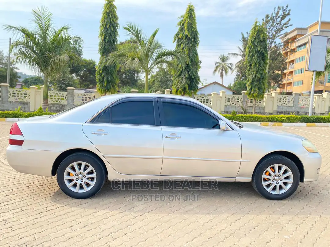 Toyota Mark II 2003 2.0 AWD Silver