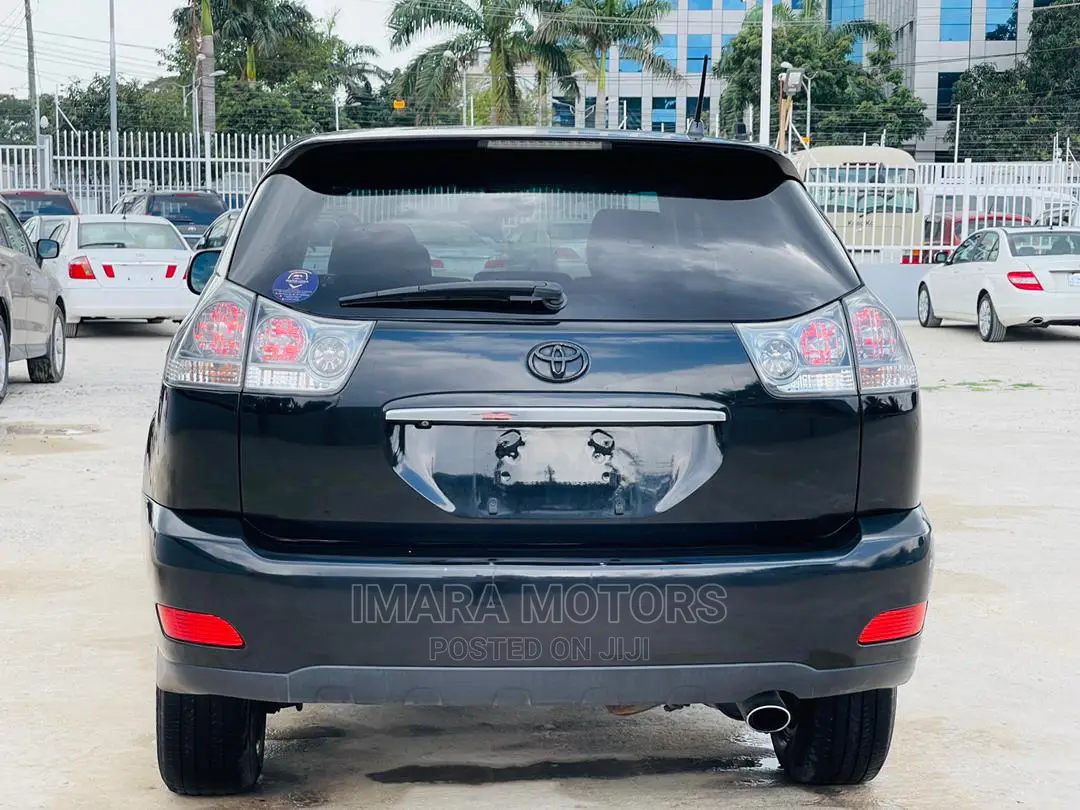 Toyota Harrier 2004 Black