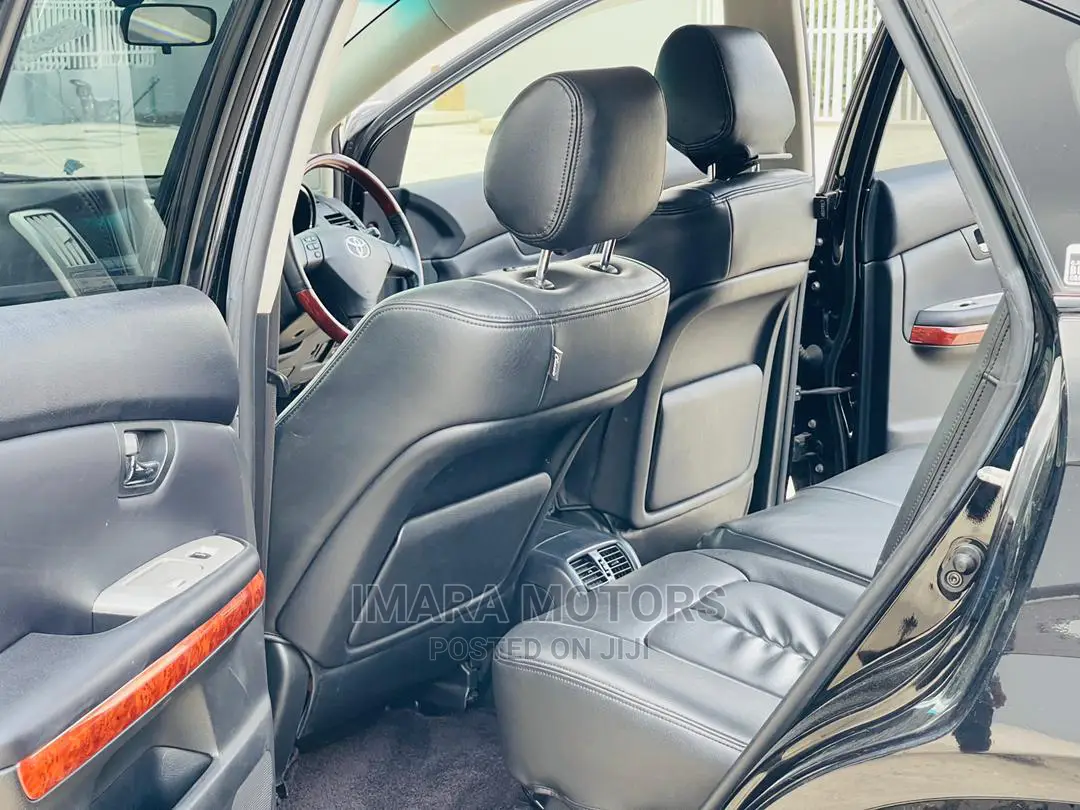 Toyota Harrier 2004 Black