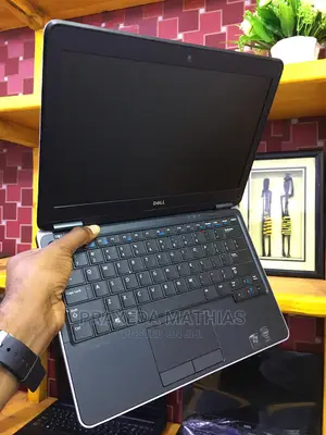 Laptop Dell Latitude 12 7250 4GB Intel Core I5 SSD 128GB
