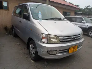Toyota RAV4 2004 1.8 Silver