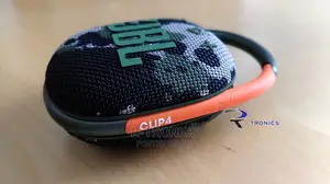 JBL Clip 4