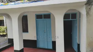 6bdrm House in Mikocheni Near By for rent