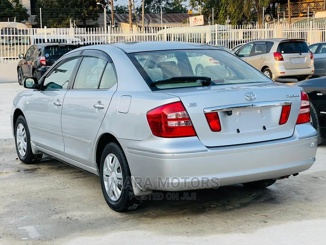 Toyota Premio 2002 Silver