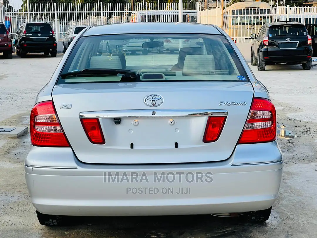 Toyota Premio 2002 Silver