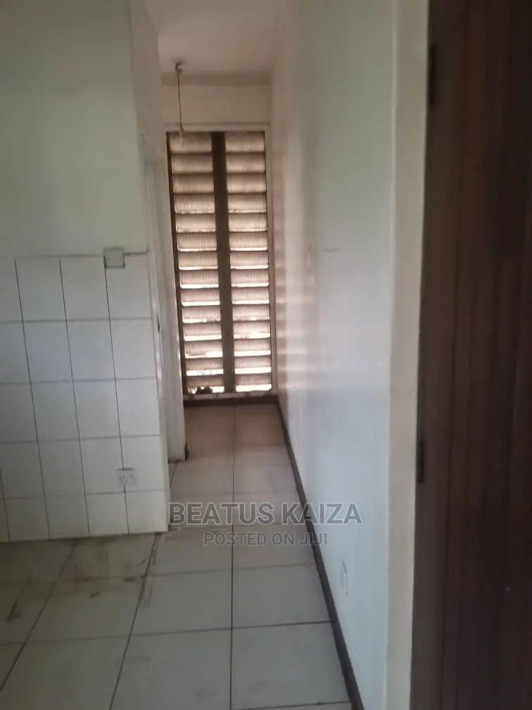 2bdrm Block of Flats in Sea View Street, Upanga East for rent