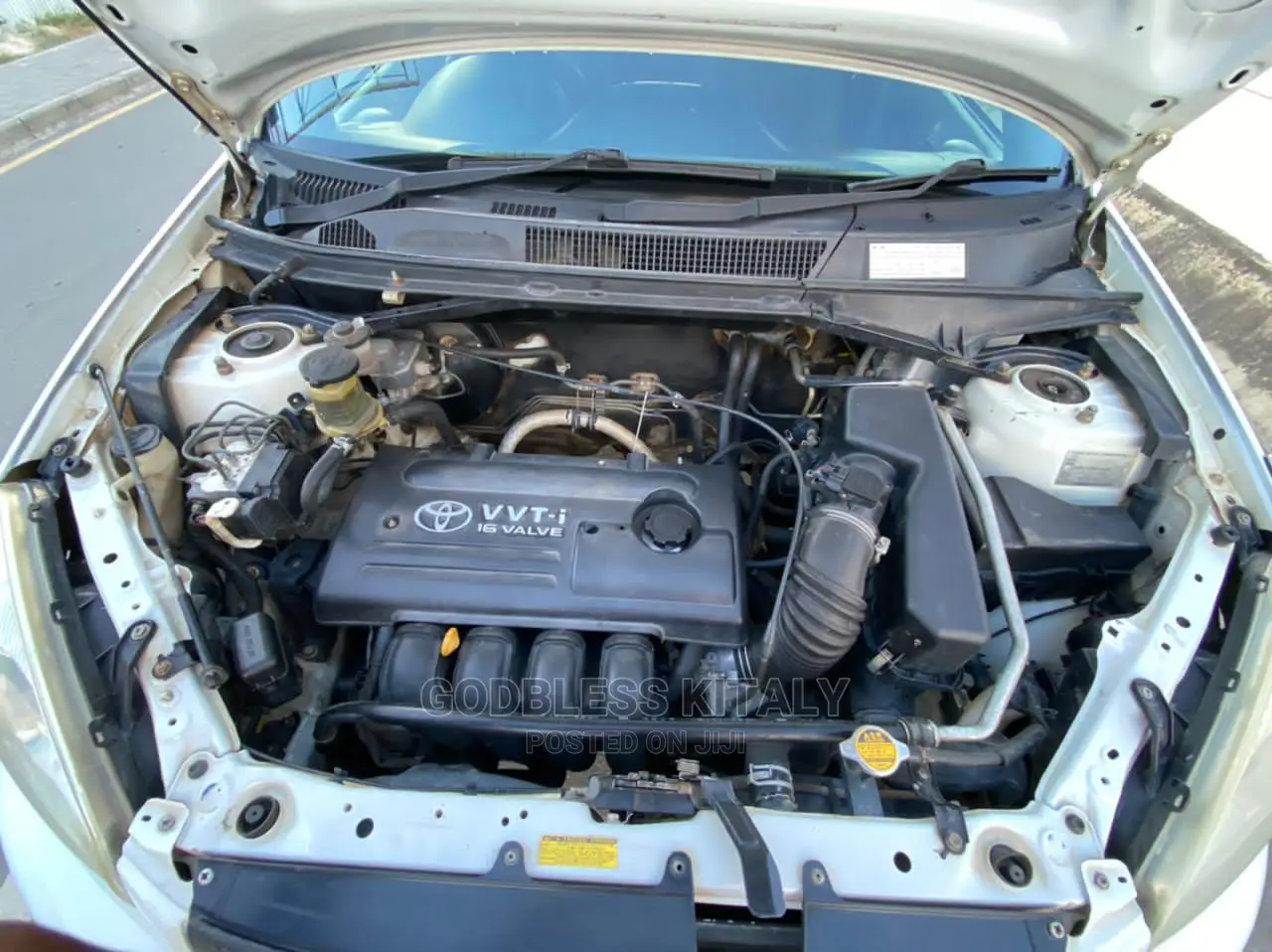 Toyota RAV4 2001 White