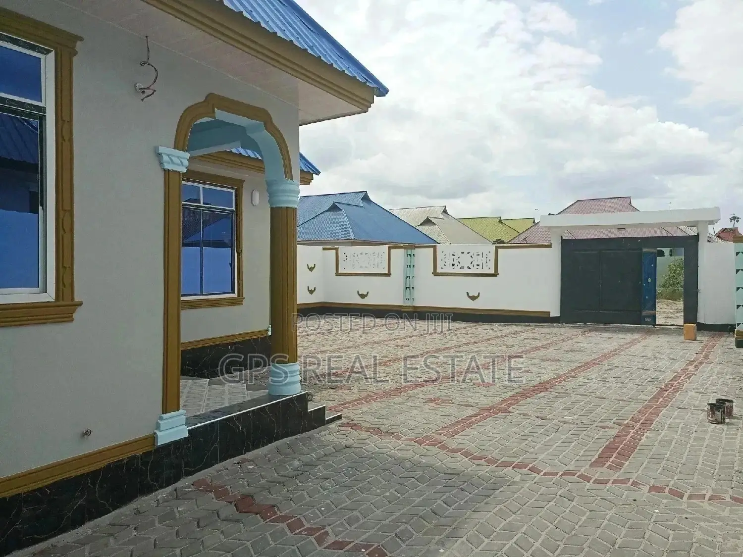 4bdrm House in Evans Mansah, Temeke for Sale