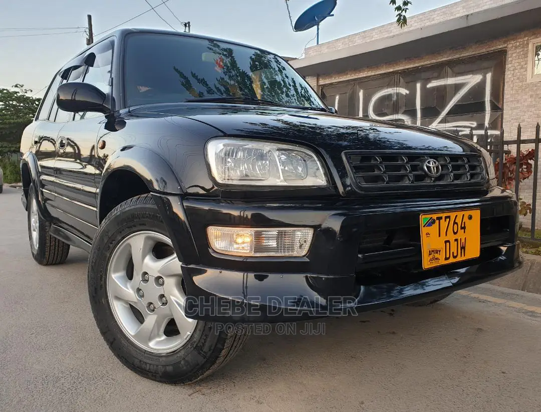 Toyota RAV4 1998 Black