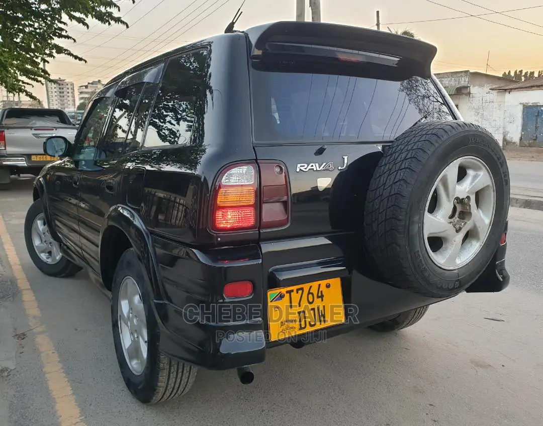 Toyota RAV4 1998 Black