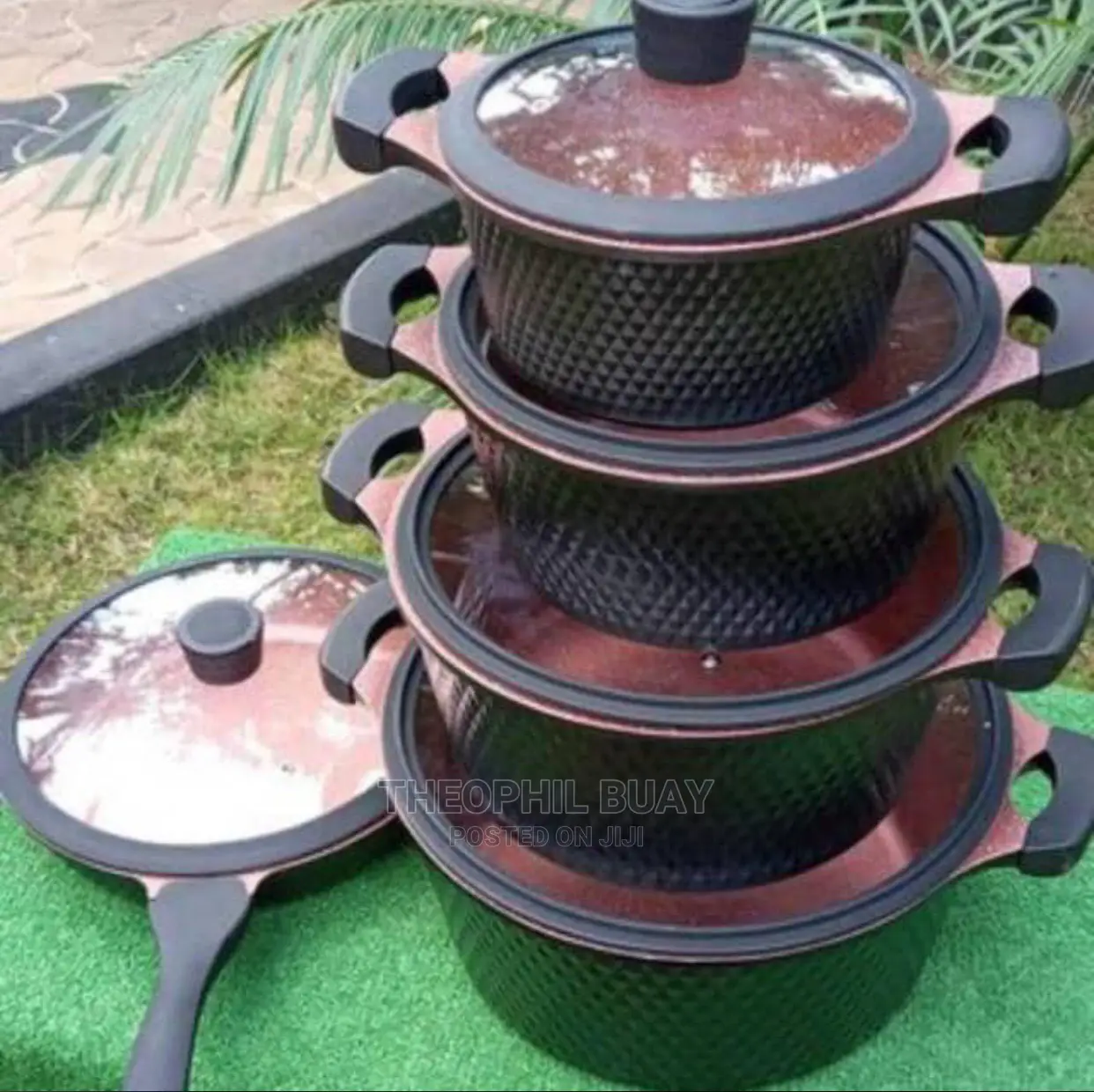 Sufuria Nzito Yenye Mifuniko Ya Kubana
