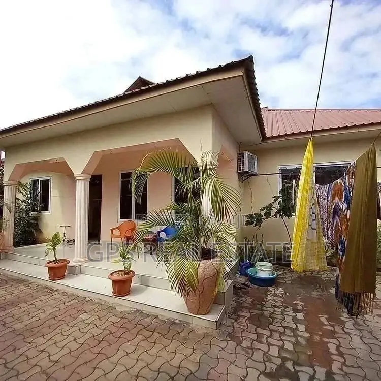 3bdrm House in Evans Mansah, Kigamboni for Sale