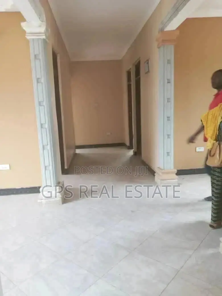 3bdrm House in Evans Mansah, Goba for Sale