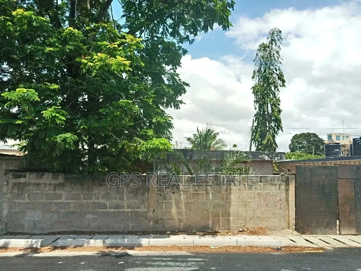 Plot for Sale at Kinondoni Block 41