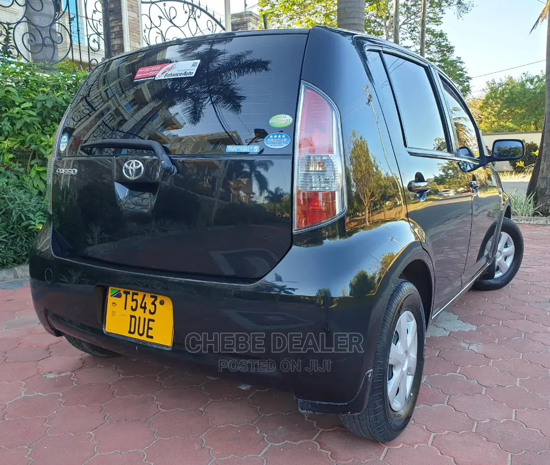 Toyota Passo 2006 1.0 AWD Black